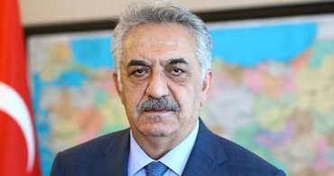 Hayati Yazıcı Kimdir?