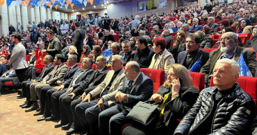 AK Parti'den Antalya'da Hizmet Vurgusu