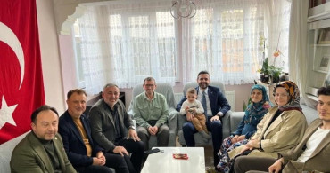 AK Parti'nin Şehit Ailesine Ziyareti