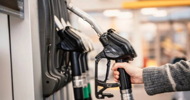 Akaryakıt fiyatları üzmeye devam ediyor: Motorine bir zam daha geliyor! 8 Ekim 2022 akaryakıt fiyatları