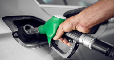 Akaryakıt fiyatlarından üzen haber geldi: Benzine 2 lira zam geliyor! Salı gününden itibaren geçerli olacak