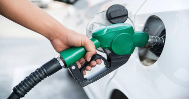 Akaryakıtta indirim sevinci kursakta kaldı: Motorin zammı bugün pompaya yansıdı