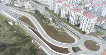 Akçaabat'ta Pulathane Bulvarı Yol Yapım Çalışmaları Devam Ediyor