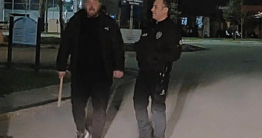 Aksaray'da Keserle Tehdit Eden Adam Polise Teslim Edildi