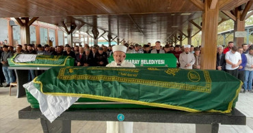 Aksaray'da Trafik Kazasında Hayatını Kaybeden Aile Defnedildi