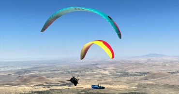 Aksaray'da Yamaç Paraşütü Dünya Kupası Heyecanı