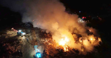 Aksaray'da Yangın: Tonlarca Saman Alev Alev Yandı