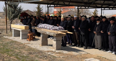 Aksaray'daki Trafik Kazasında Hayatını Kaybeden Kuzenler Toprağa Verildi