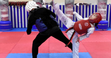 Aksaraylı Baba-Kızın Tekvando Başarısı