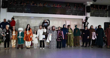 Akşehir Halk Eğitim Merkezi Giyim Defilesi Büyük İlgi Gördü