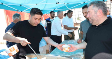 Aksu Belediyesi’nden aşure ikramı
