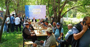 Akyaka'da halkla buluşma: Başkan Ergüder Toptaş vatandaşların sorularını yanıtladı