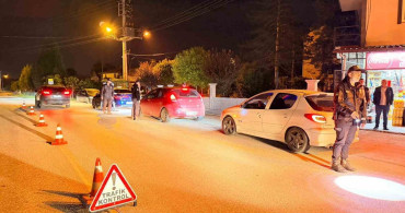 Akyazı'da Bayram Öncesi Sıkı Güvenlik Denetimi