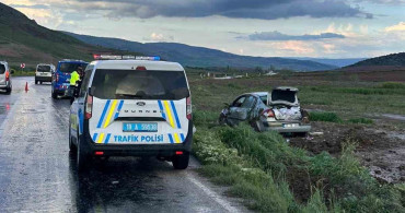 Alaca'da Kaygan Yolda Kaza: 5 Yaralı