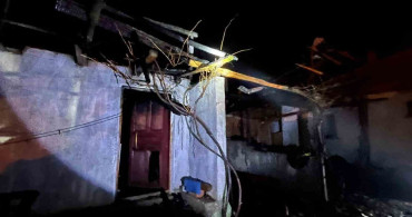 Alaca'da Park Halindeki Kamyonette Yangın Çıktı