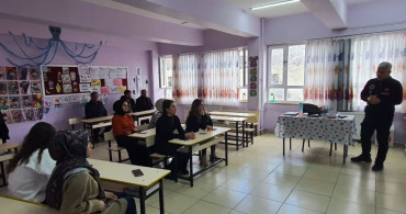 Alacakaya'da Narkotik Suçlarla Mücadelede Eğitim Faaliyeti