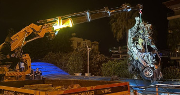 Alanya'da Alt Geçide Düşen Araçta Sürücü Hayatını Kaybetti