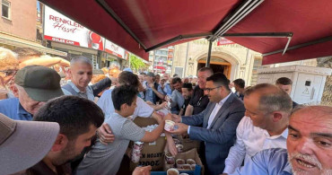 Alaplı'da yüzlerce vatandaşa aşure ikramı