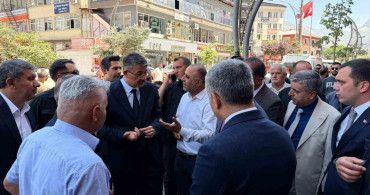 Ali Çelik Hakkari’de güreş finali için bölgeyi ziyaret etti