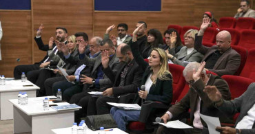 Aliağa Belediyesi Meclisi'nde Yeni Komisyon Üyeleri Seçildi