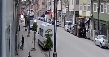 Alkollü Sürücünün Yola Açtığı Kaza Kameralarda
