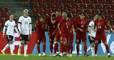 Alman Basını Türkiye’yi Manşetlerinden Düşüremiyor!