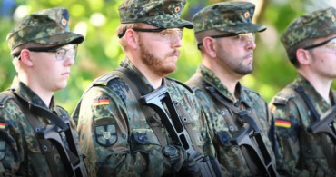 Alman ordusunun en büyük sıkıntısının personel eksikliği olduğu düşünülüyor