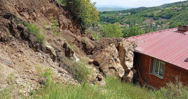 Amasya'da Heyelan: Kaya Parçaları Ev ve Traktörün Üzerine Düştü
