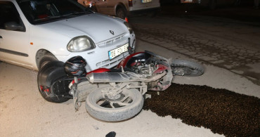 Amasya'da Otomobil ve Motosiklet Kazası: İki Yaralı