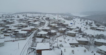 Amasya'nın Yüksek Kesimlerinde Etkili Kar Yağışı
