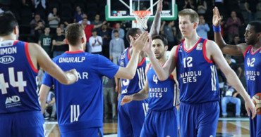 Anadolu Efes Maccabi FOX'u mağlup etti
