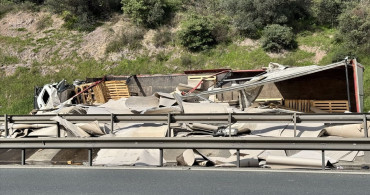 Anadolu Otoyolu'ndaki Kaza Sonrası Ulaşım Tek Şeritten Yeniden Başladı