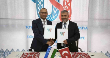Anadolu Üniversitesi Rektörü Prof. Dr. Yusuf Adıgüzel, Buhara'da Küresel Eğitim Vizyonunu Paylaştı