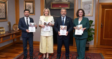 Anadolu Üniversitesi yayınlarından gastronomi eğitimine mesleki İngilizce desteği