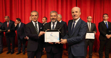 Anadolu üniversitesine 'Spor dostu kampüs' ödülü