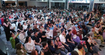 Anadolu'nun Türkülerine İlk Sahne Performansı