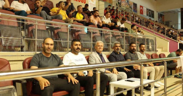 Analig hentbol 1. etap 7. grup müsabakaları başladı