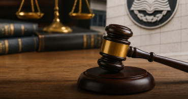 Anayasa Mahkemesi Süresiz Nafaka Düzenlemesini İptal Etti !