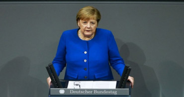 Angela Merkel: 'Silah Değil, Diplomasi' Dedi!