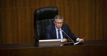 Ankara Büyükşehir Belediye Başkanı Mansur Yavaş, AK Partili İsmin Mikrofonunu Kapattı