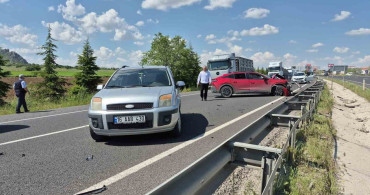 Ankara-Eskişehir Yolunda Üç Araçlı Trafik Kazası