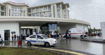 Ankara Sağlık Bakanlığı önünde kendimi patlatırım diyen sağlık çalışanı ne oldu, kimdir? SON DAKİKA! Ankara Sağlık Bakanlığında neler oluyor?