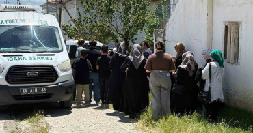 Ankara'da eşinin bıçakladığı kadın hayatını kaybetti