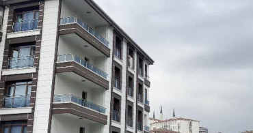 Ankara'da intihar girişiminde bulunan şahıs polisin ikna çabasıyla kurtarıldı