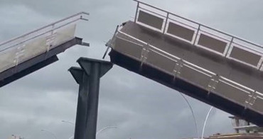 Ankara'da Kamyon Üst Geçide Çarptı, 3 Yaralı