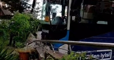 Ankara'da Özel Halk Otobüsü Kaza Yaptı