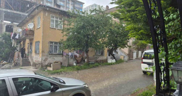 Ankara'da Sağanak Yağış Hayatı Olumsuz Etkiledi