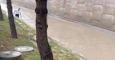 Ankara'da Sağanak Yağış Hayatı Olumsuz Etkiledi