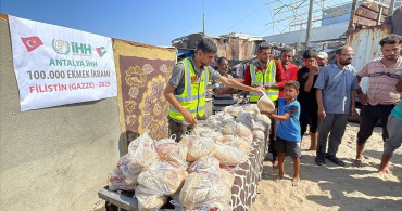 Antalya İHH, Gazze'ye 100 Bin Ekmek Gönderdi