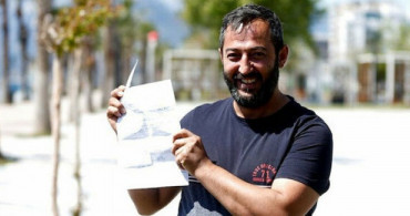 Antalya Konyaaltı Sahilinde Denize Giren Kişiye Para Cezası Kesildi